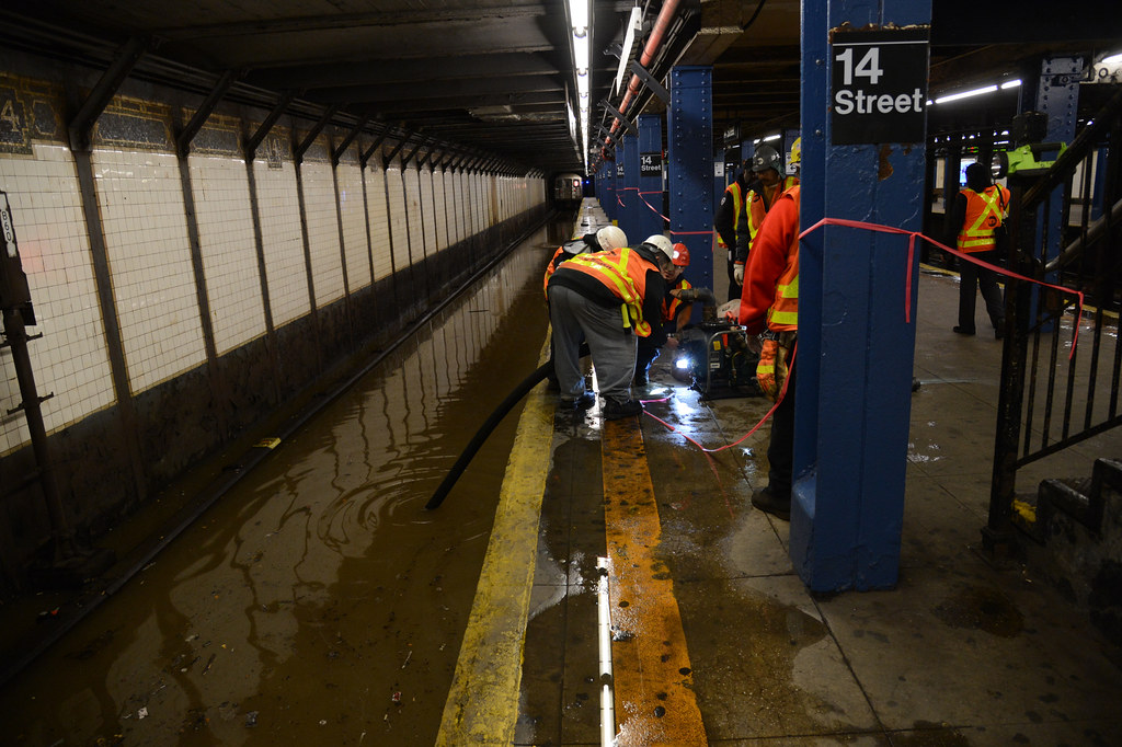 Water Main Break MTA New York City Transit crews on scene … Flickr