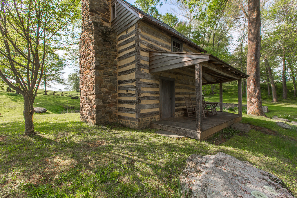 Oakendale FarmLog Cabin Exterior029 Bryan Vaughan Flickr