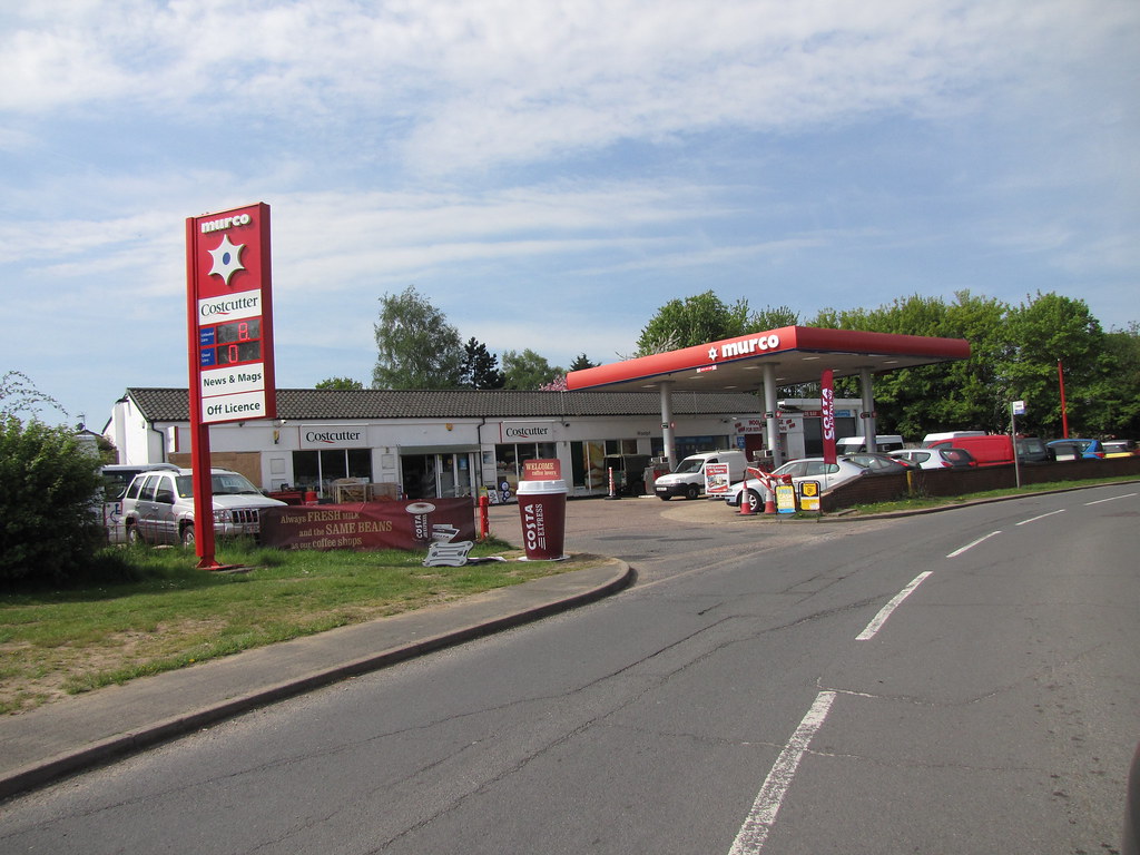 Murco Woolpit Garage, Woolpit, Suffolk This garage has s… Flickr