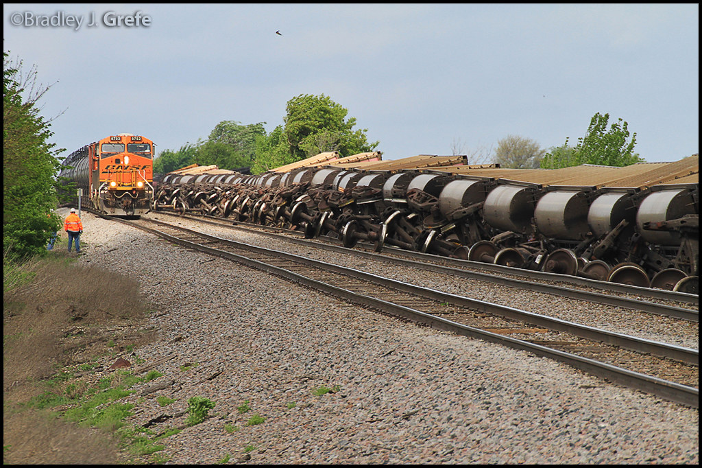 BNSF Derailment Osceola IA Blown Over In the wee hours… Flickr