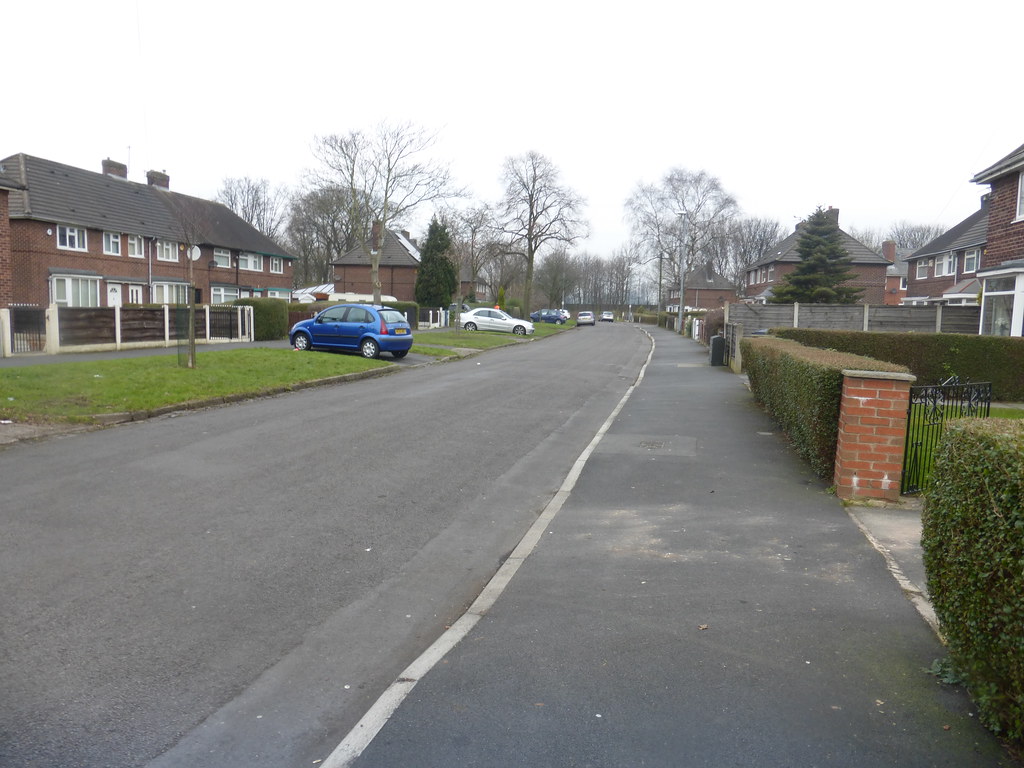 Raymond Road, Northern Moor (2/3) a photo on Flickriver