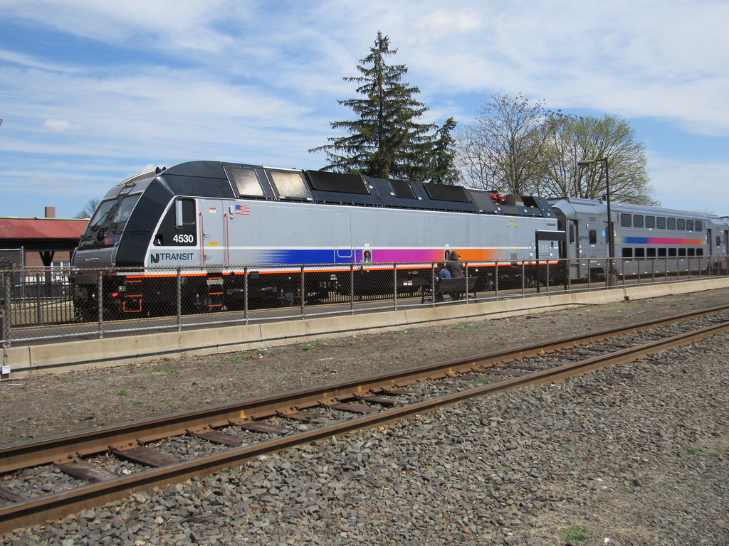 NJT 4530 ALP45DP Bound Brook, NJ NJ Transit Raritan Valle