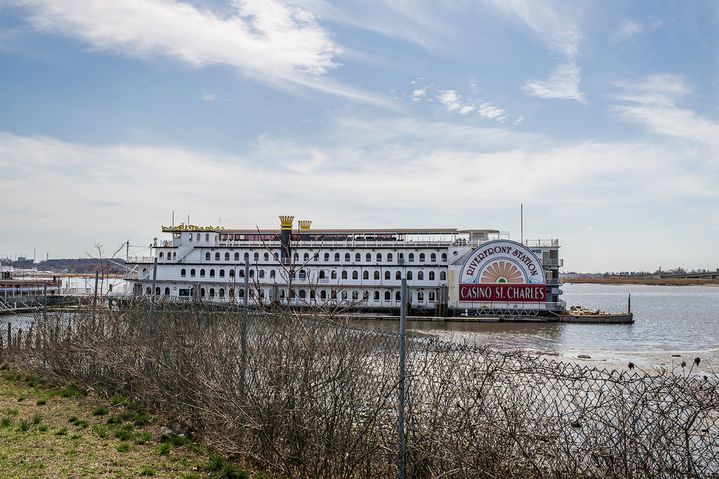 St. Charles Casino Boat, Perth Amboy, NJ The “St. Charles”… Flickr