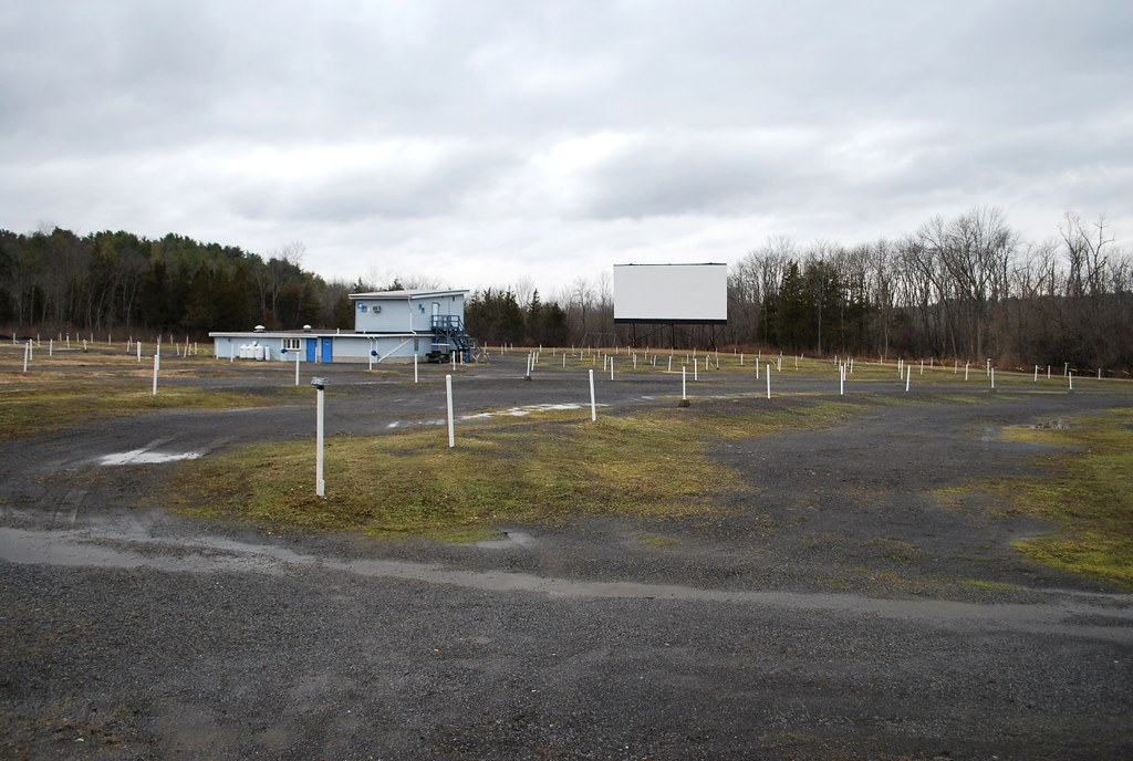 Hiway Drivein Theatre, Coxsackie, NY They have 3 screens… Flickr