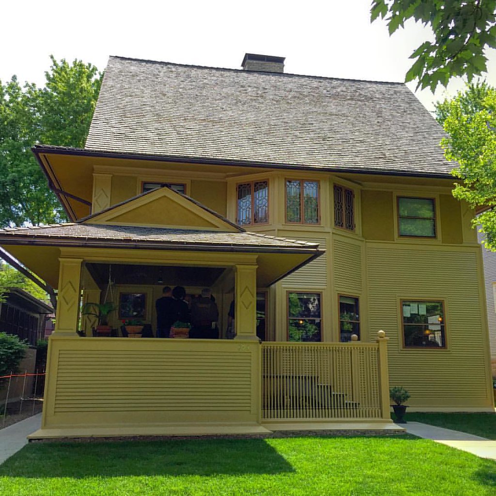 Harry and Louisa Goodrich House (Frank Lloyd Wright, 1896)… Flickr