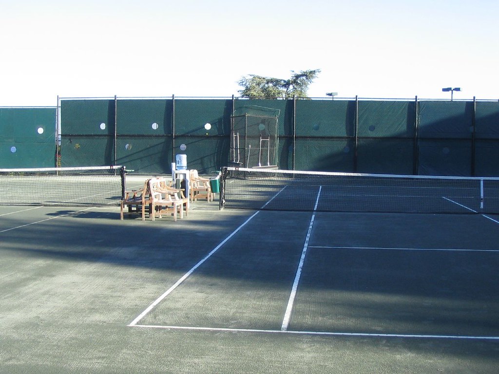 Seattle Tennis Club The tennis courts at the club were vac… Flickr