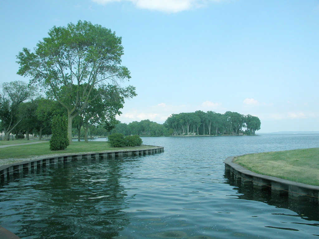 Jefferson Park Jefferson Park in Menasha, WI Baldy Flickr