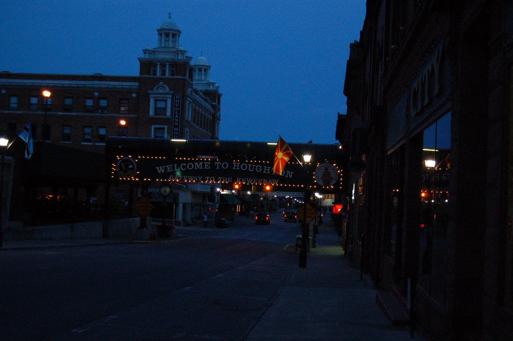 looking w on sheldon dtn houghton mi am looking w on sheld… Flickr