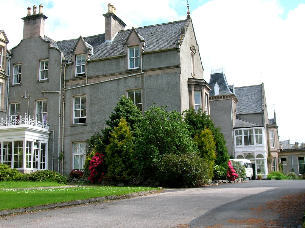 Cluny Hill Hotel Another shot of the approach to the Cluny… Flickr