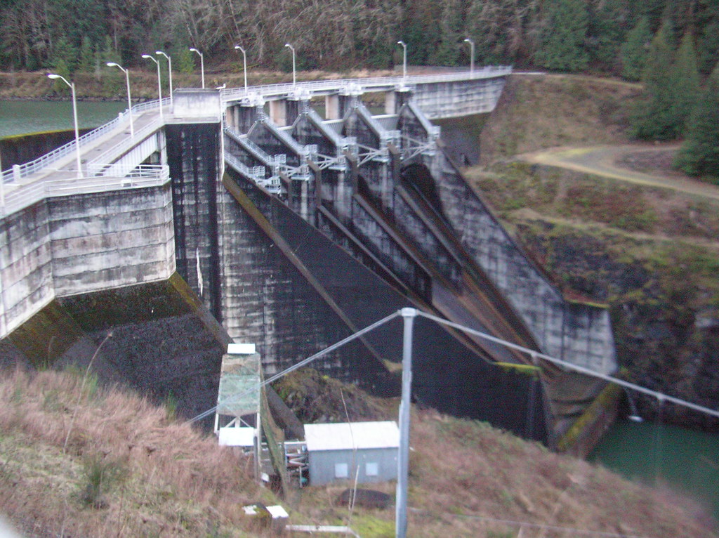 Mayfield Dam, Cowlitz River Mayfield Dam is the downstream… Flickr