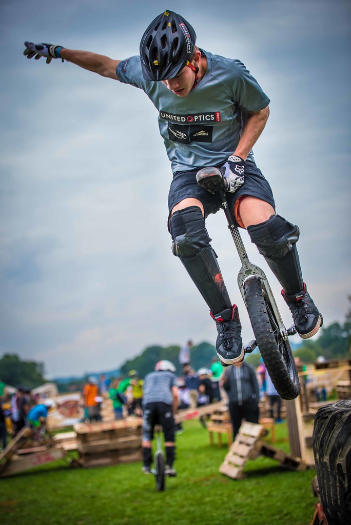 unicycle jump viktoria_sohm Flickr