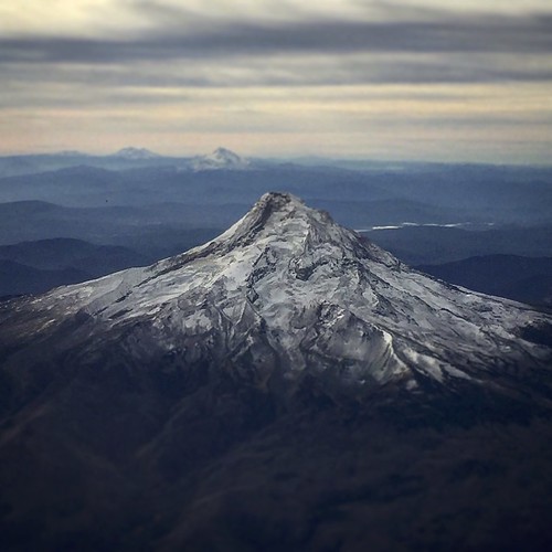 Mt Hood Mt Hood on the approach to Portland EandJsFilmCrew Flickr