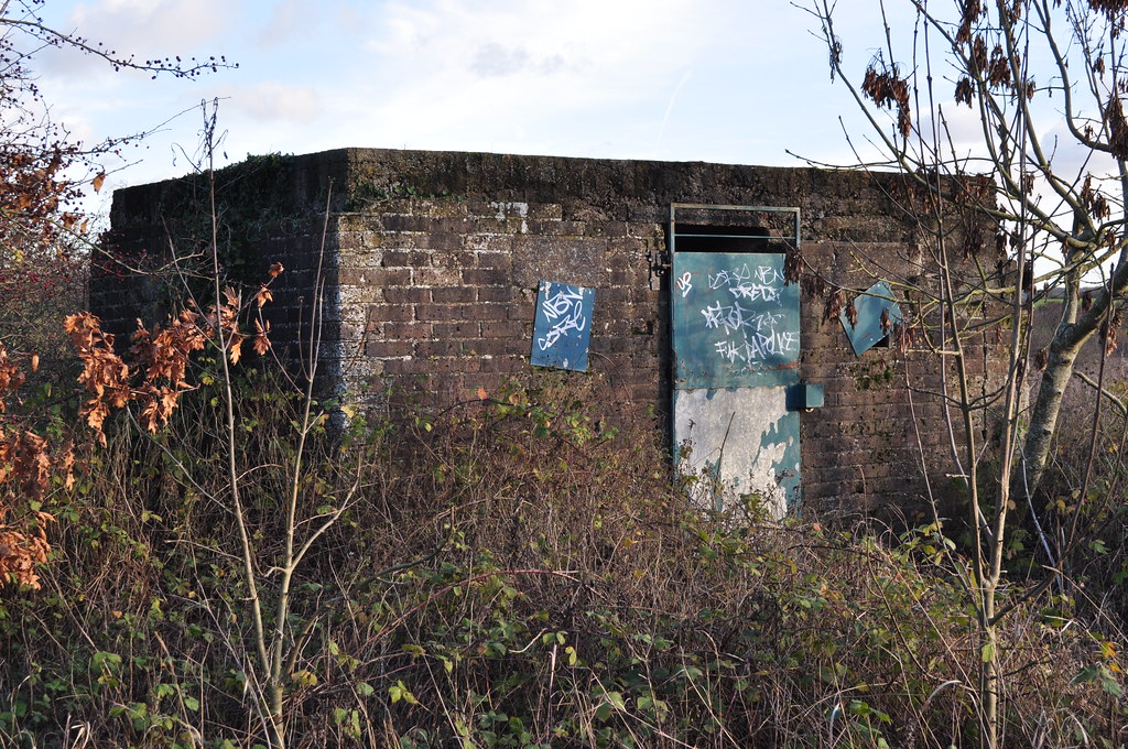 Type 24 Pillbox, Wick Country Park, Shotgate, Wickford (1)… Flickr