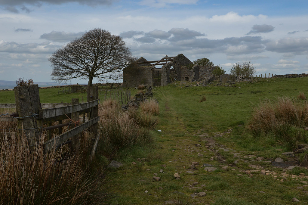 Farm ruins, Brinscall England Simon Cowburn Flickr