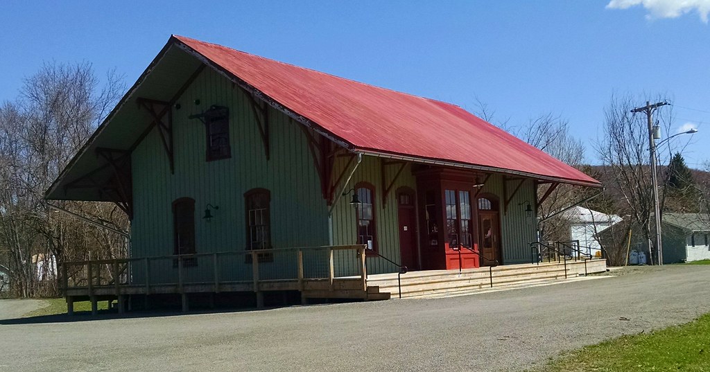Lehigh Valley Railroad Station, Truxton, NY CNYrailroadnut Flickr