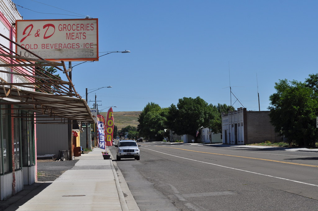 DSC_0289 Pulled off in the desolate town of Washtucna, WA … Flickr