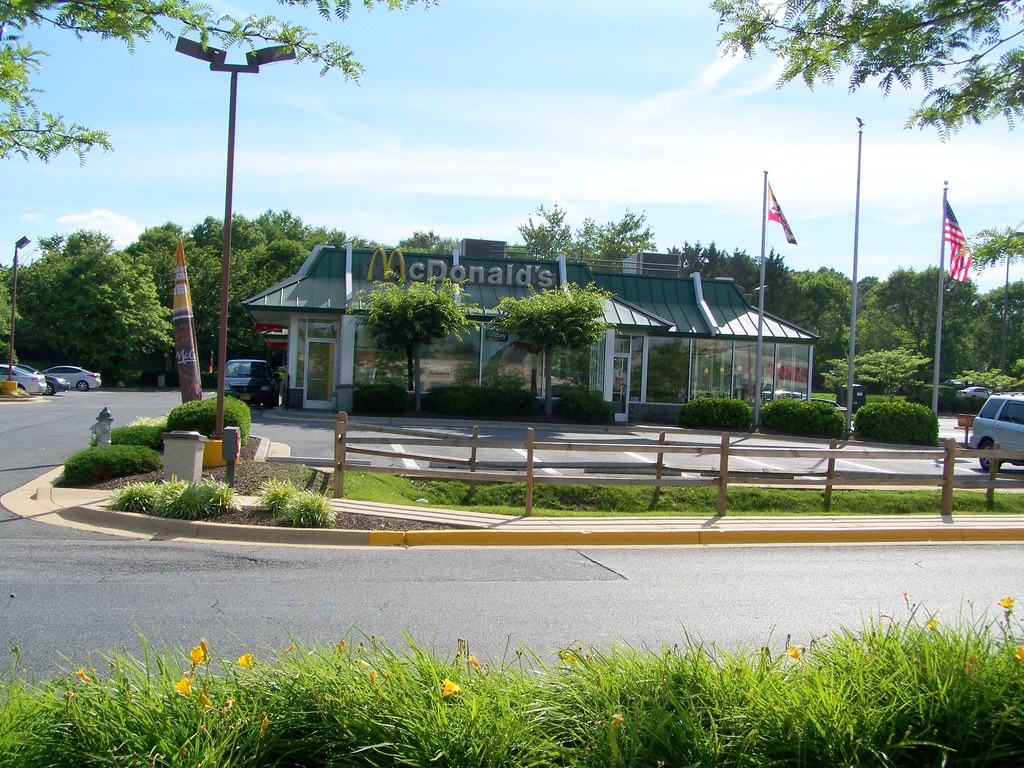 100_9691 18000 Mateny Road,Germantown,Maryland ncokecan Flickr