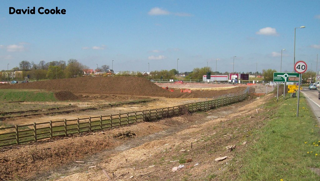 D8042 New Development Bicester 22.4.15 David Cooke Flickr