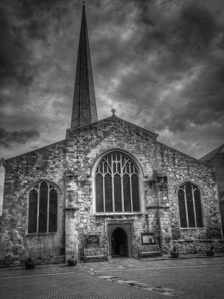 St Michaels Church Situated in the centre of the old part … Flickr