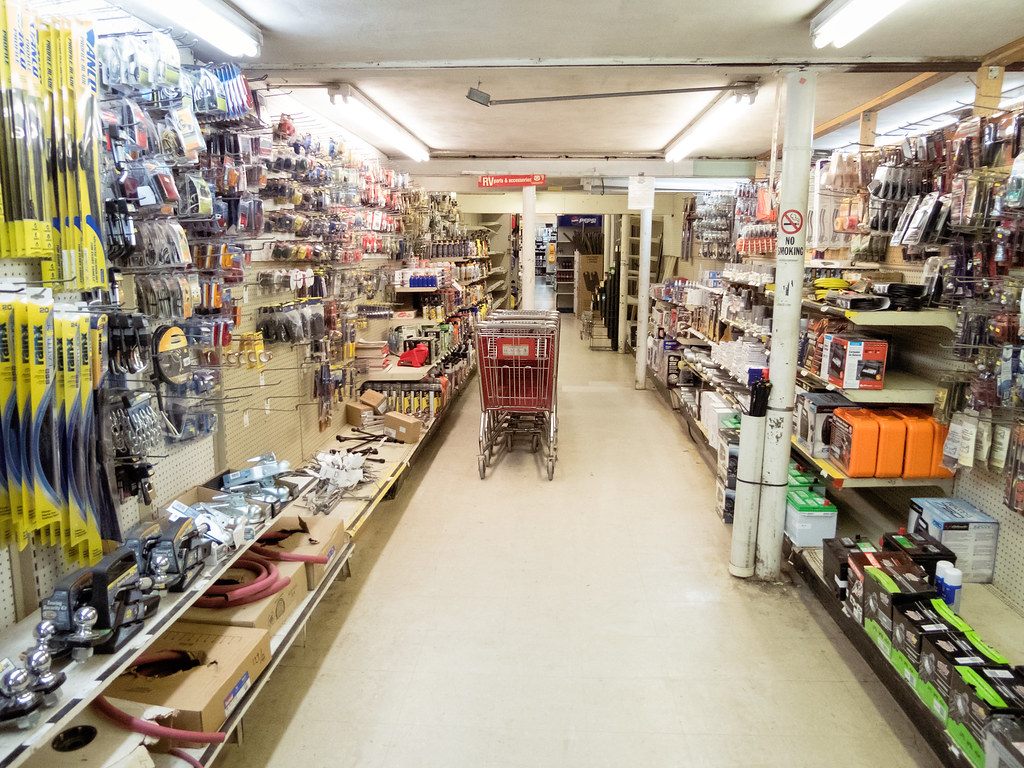 Trader Horn interior a photo on Flickriver