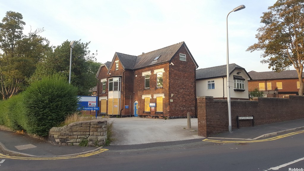 Cowley Hill NHS buildings Robbob2010 Flickr