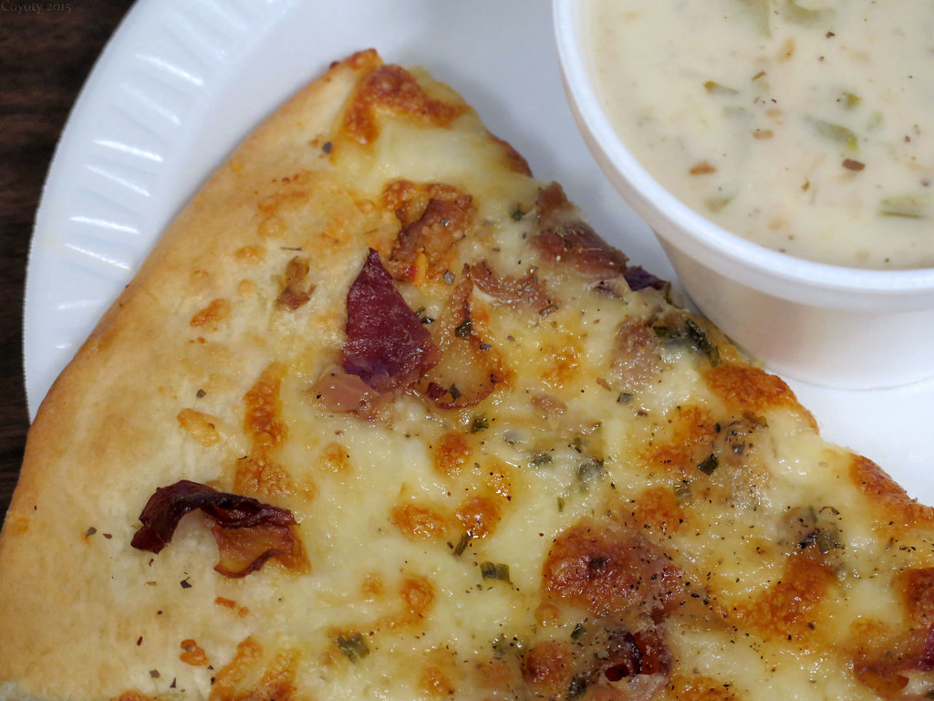 Clams Casino pizza and clam chowder From the Corner Cafe a… Flickr