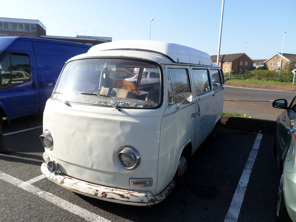 VW Camper Van FKK713K I spotted this one in the Goring by … Flickr