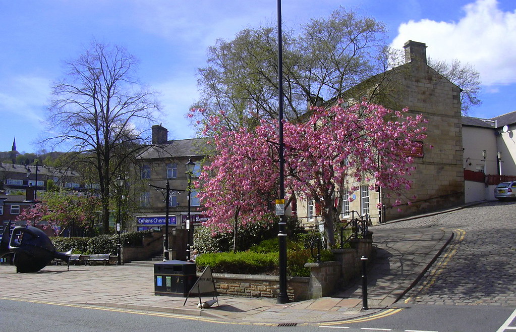 Market Place, Ramsbottom, Lancashire Cohens Chemist Pharma… Flickr