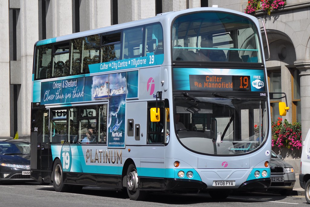 First Aberdeen 37642, SV08 FYA 37642 is seen arriving onto… Flickr