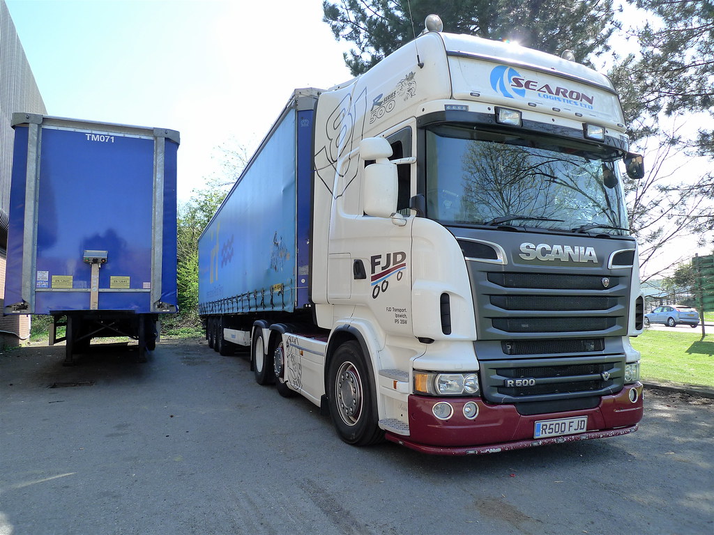 P1070393 Dooley road Felixstowe based Searon Logistics Ltd… Flickr