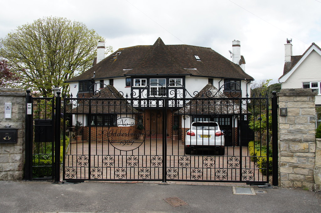 Iddesleigh (Dene Edge), 23 Sandbourne Road, Poole, Dorset a photo on