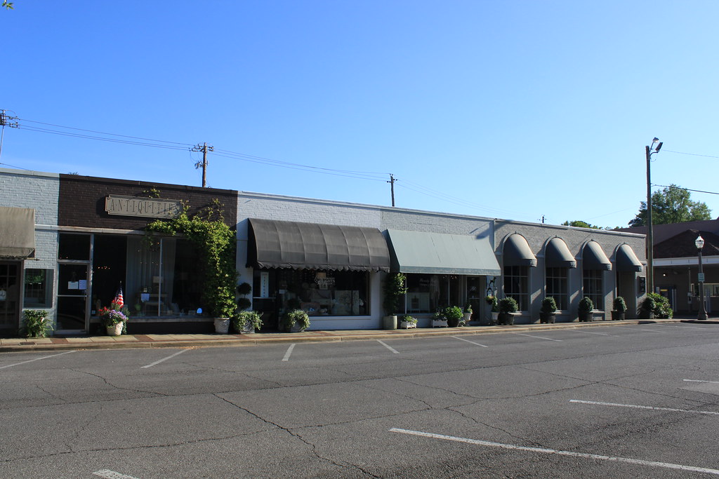 Mountain Brook Shops Mountain Brook, Birmingham, Alabama Megan