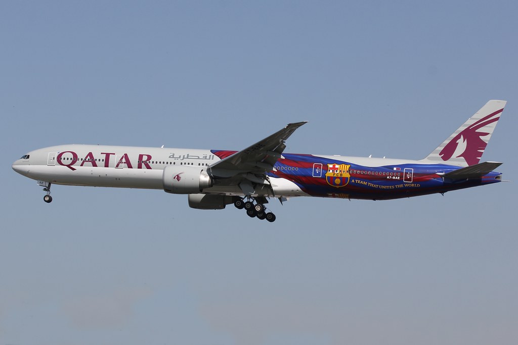 A7BAE LHR QATAR 777 F C B A TEAM THAT UNITES THE WORLD Jan Flickr