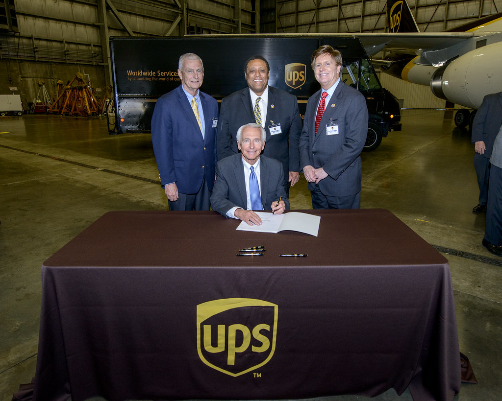 House Bill 202 Governor Steve Beshear joined community lea… Flickr