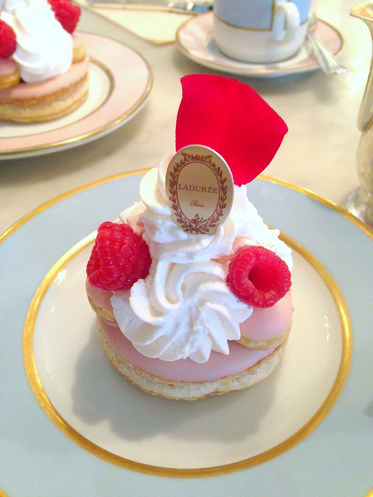 Ladurée, Harrods Saint Honoré Rose Framboise www.parislove… Flickr