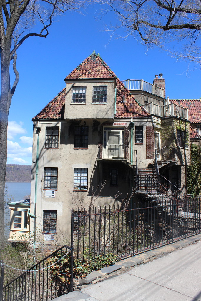 Villa Charlotte Bronte, Spuyten Duyvil Villa Charlotte Bro… Flickr