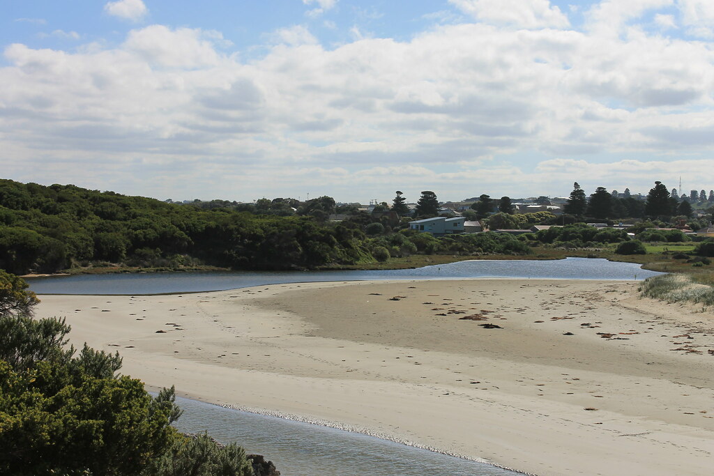 Pickering point trail, Warrnambool Warrnambool, at the mou… Flickr