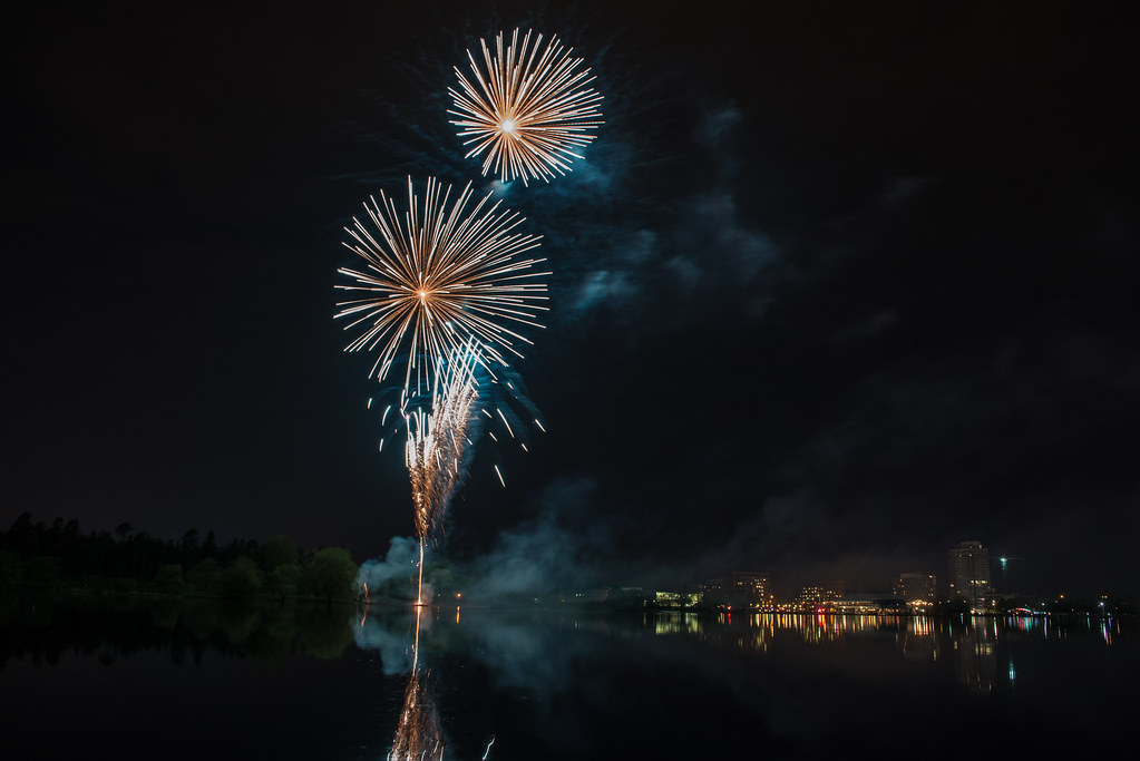 2015 Tulip Festival Fireworks show from the Friday, 08 May… Flickr