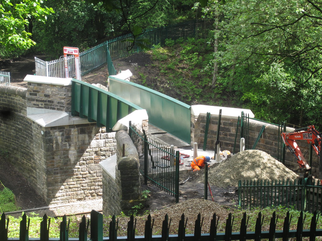 4282m Dixon Fold Footbridge Paul Gaskell kindly gave this … Flickr