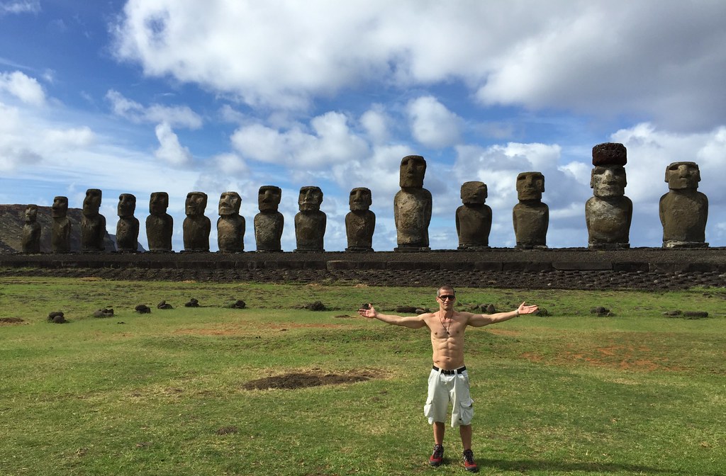 The Ahu Toŋariki, Rapa Nui (Easter Island), the East Coast… Flickr