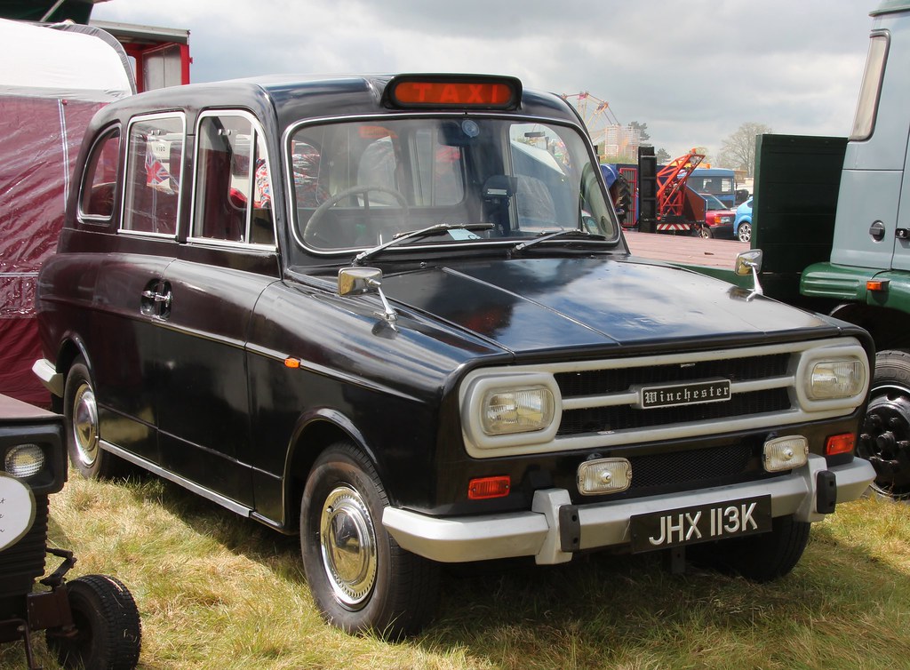 JHX 113K 1971 Winchester taxi. Nivek.Old.Gold Flickr