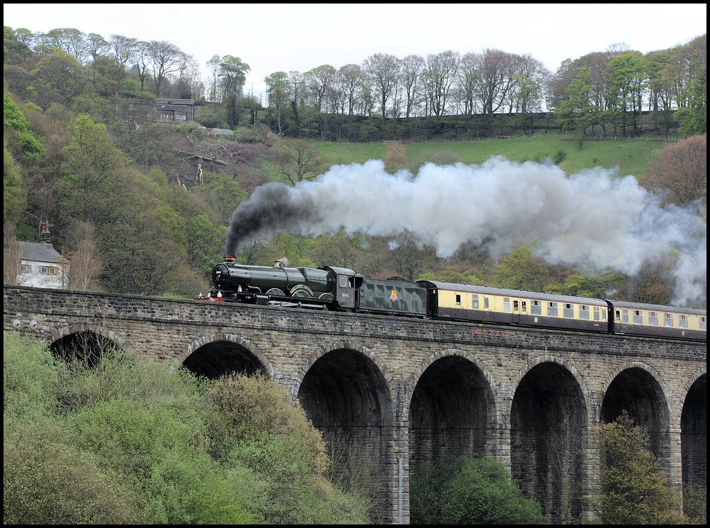Lydgate Viaduct 5043 Earl of Mount 1Z37 'The Red … Flickr