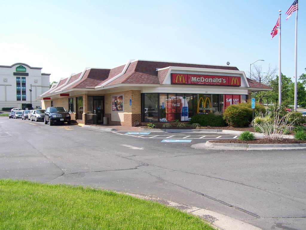 100_7737 1801 South Pleasant Valley Road, Winchester,Virgi… Flickr