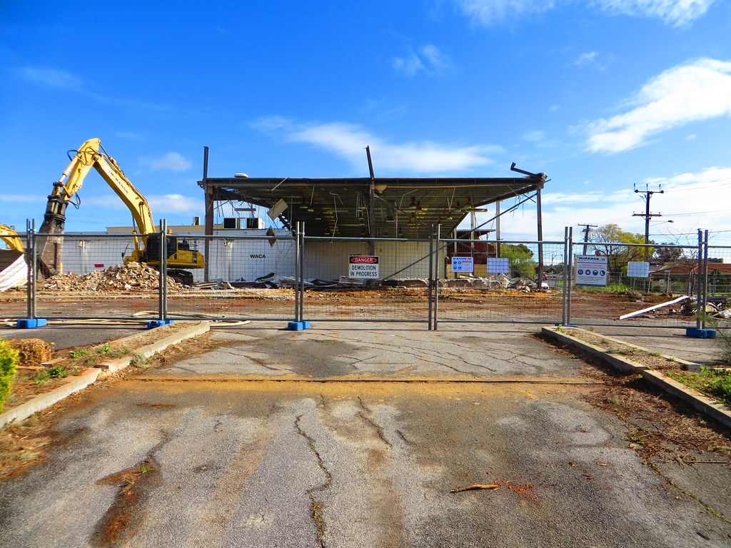 Windsor Gardens Shopping Centre/ICA during demolition Flickr