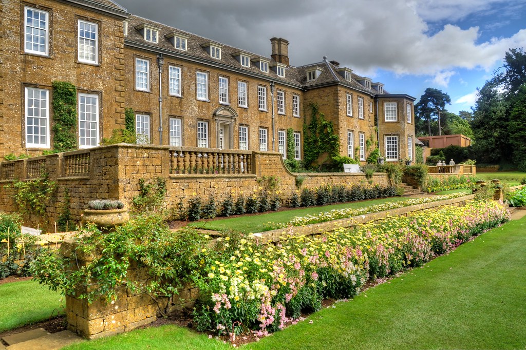 Upton House, Warwickshire Upton House is in Warwickshire, … Flickr
