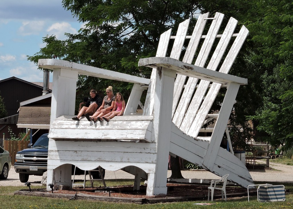 Giant Muskoka / Adirondack chair a photo on Flickriver