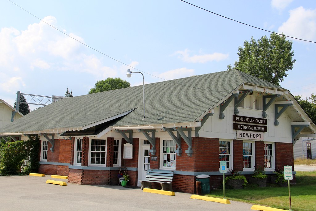 Idaho and Washington Northern Railroad Depot (Newport, Was… Flickr
