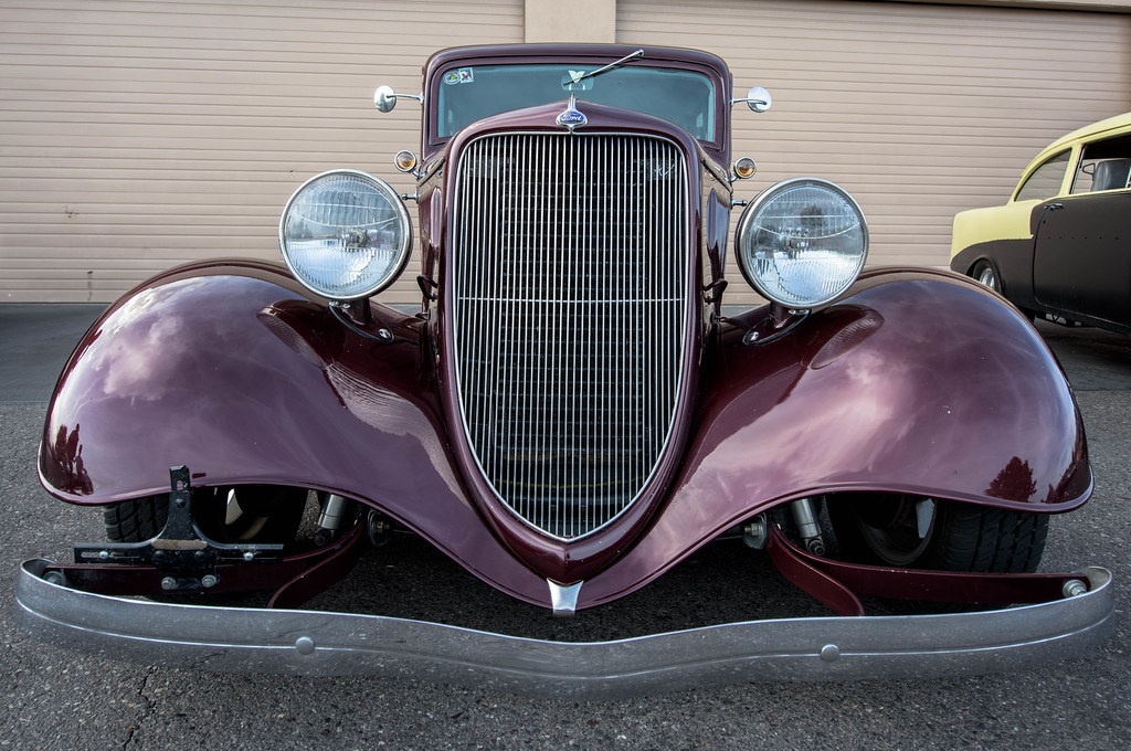 Cars1013.jpg Fastino's Juan Tabo/Candelaria Wednesday nig… Flickr