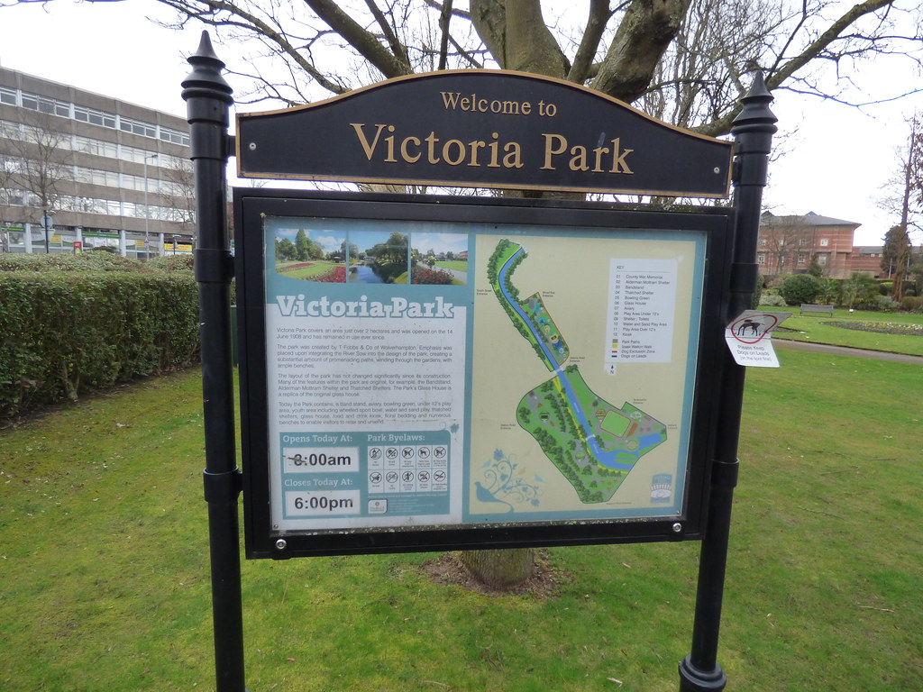Victoria Park, Stafford sign to Victoria Park Flickr