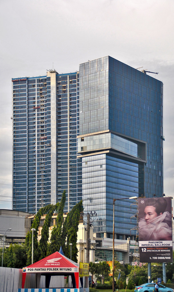 Pakuwon Trade Centre Pakuwon Trade Centre buildings Ritz … Flickr